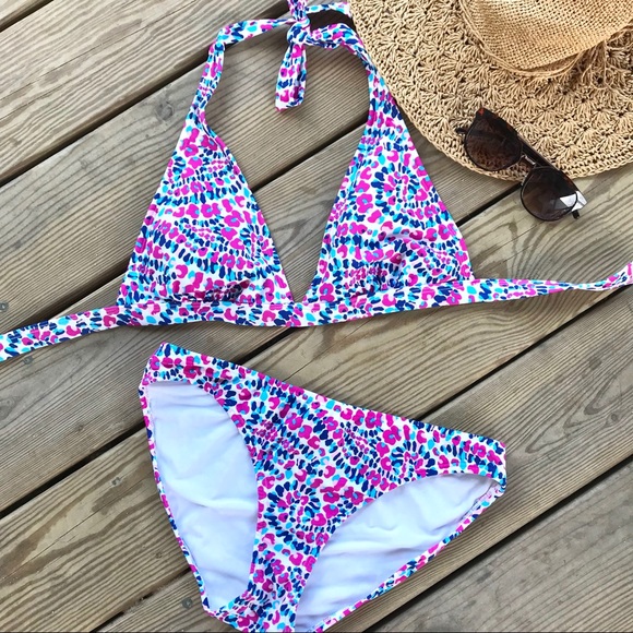 Vineyard Vines Other - Vineyard Vines Drop of Wave Halter Bikini M L